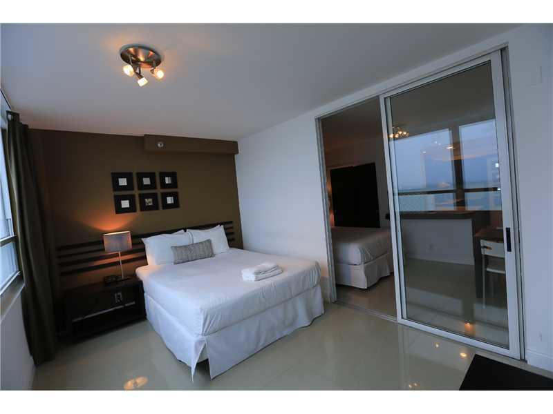 Castle Beach Resort Apartment Miami Beach Exterior foto