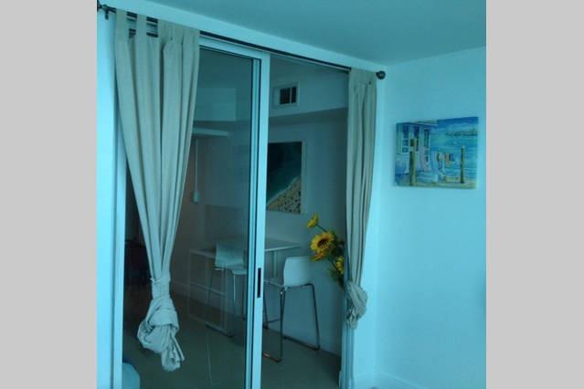 Castle Beach Resort Apartment Miami Beach Exterior foto